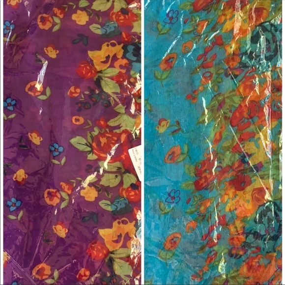 🎁SALE Versatile Black Floral Scarf - Picture 6 of 7